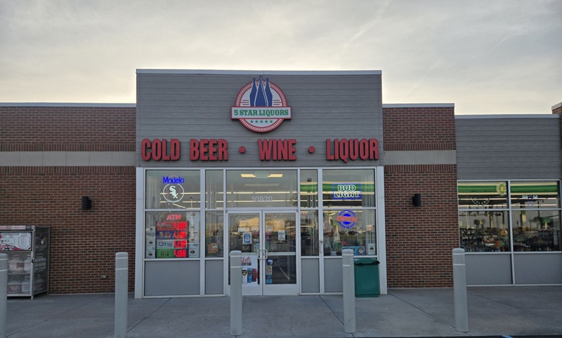 Five Star Liquor storefront in Crown Point, Indiana